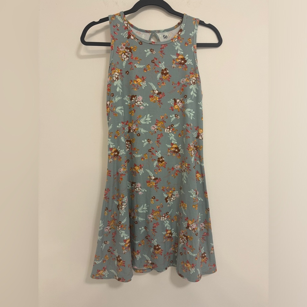 So women’s small dress